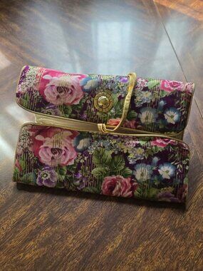 Cosmetic World Makeup Bag vintage floral